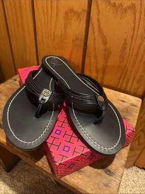 Tory Burch Navy Leather Toe-Post Sandals with Gold Logo